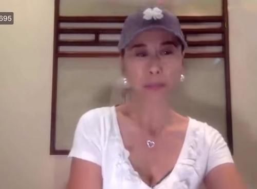 母亲|72岁林子祥携妻子叶倩文支持郑秀文新片，结婚24年感情仍甜蜜