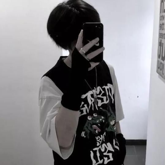  男票|男票“我去玩王者”，傻瓜才闹脾气，高情商回复，立马为你戒游戏