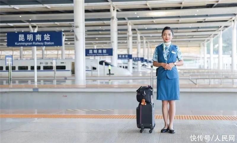 傣族姑娘依波逢：见证“友谊之花”在中老铁路上绽放