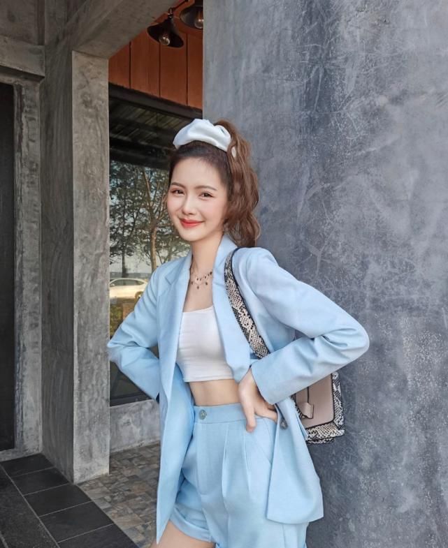 成套|“ 成套穿 ”正流行，这样穿巨高级 ！