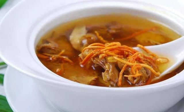 煲汤|土豪们喜欢的4种美食,尤其用其中一个煲汤,太奢侈了