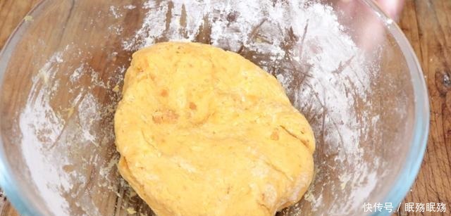 做成|红薯别再蒸着吃,做成红薯丸子,香甜软糯,一口一个超过瘾