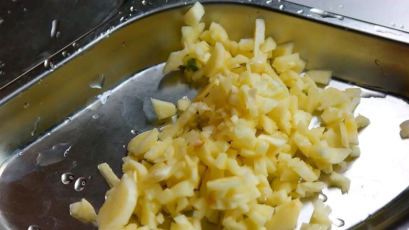 做法|茼蒿最好吃做法，简单一做，味道鲜美，拿大鱼大肉都不换