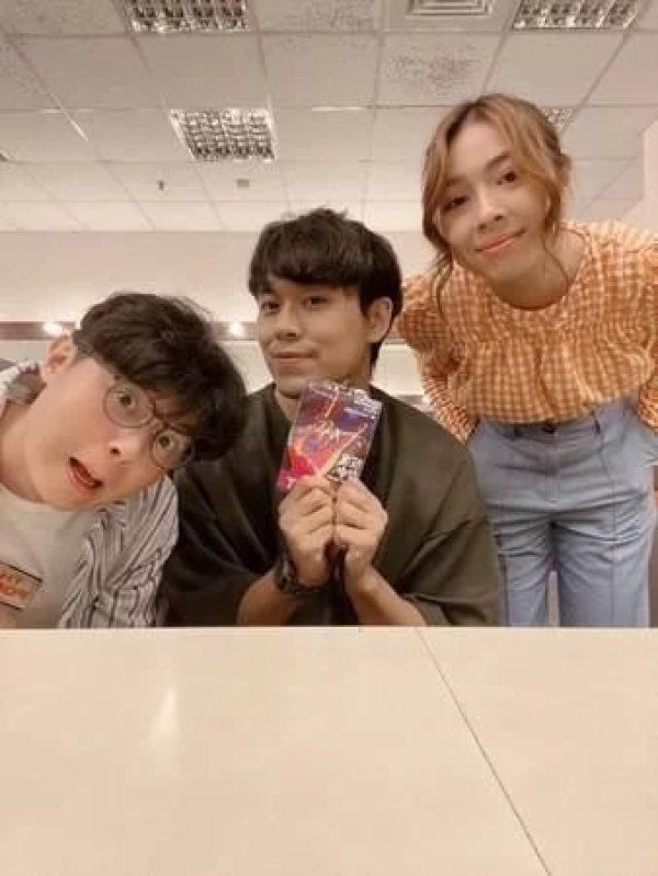  应战|告五人风光入围金曲4奖！　开唱“吃水煮餐数月”应战