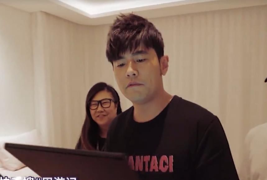 亮点|周杰伦出综艺被吐槽,尴尬无趣没亮点,粉丝:还是去专心写专辑吧