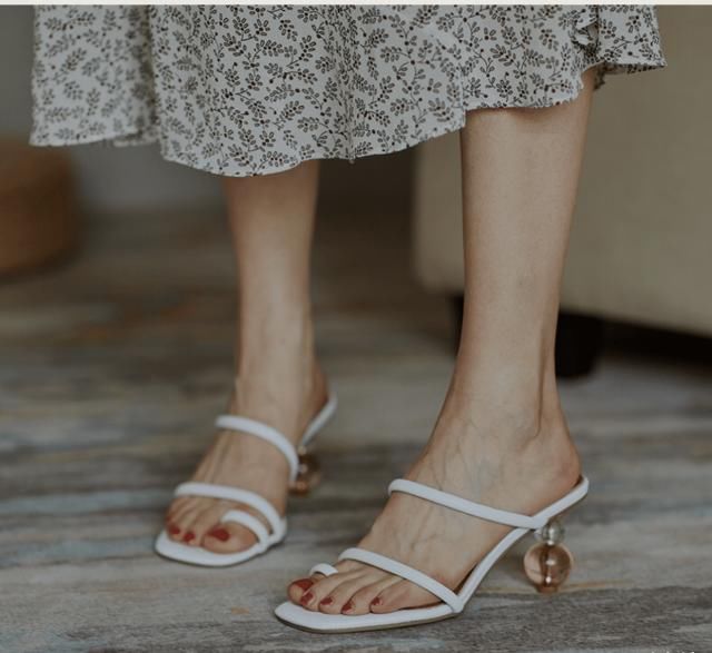 女人|直男都会爱上的高跟凉鞋, 简约精致又优雅高级, 女人味十足!