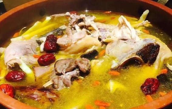 外国人|经常念错的5个中国菜名,别说外国人不会念,中国人也很难念下来