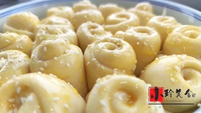  香甜|教你面包新做法，不用烤箱不用电饭煲，香甜柔软还拉丝，香极了