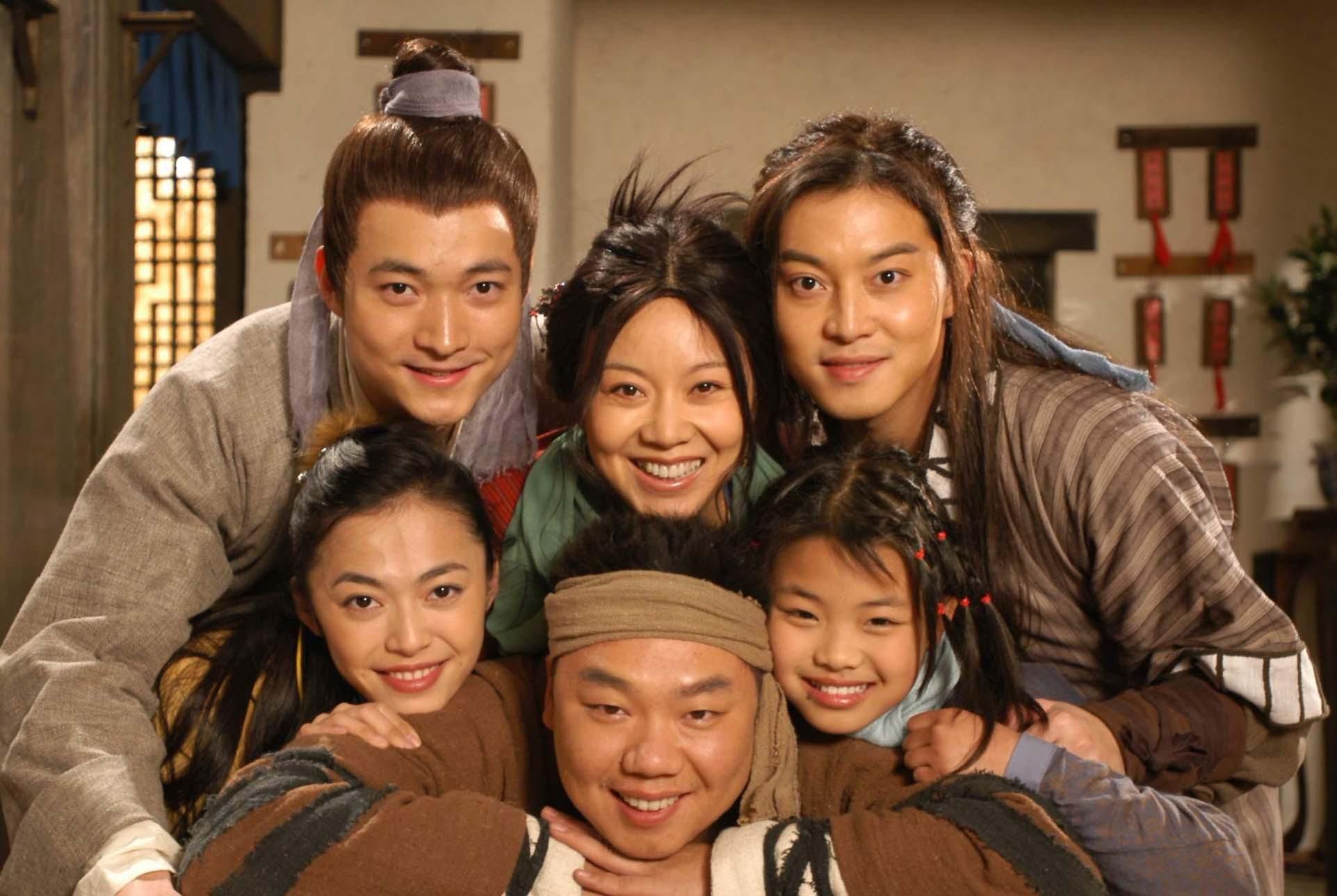 恋爱|15岁上大学,19岁月入10万,谈个恋爱谈成编剧,曾吸毒如今消失?