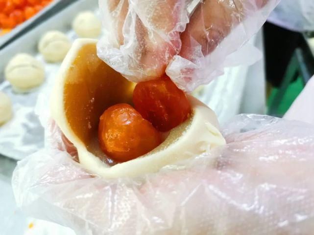 本土品牌|生产车间探秘，厚街“老店”月饼生成记！