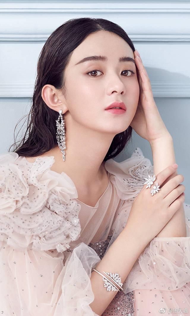  赵丽颖|仅仅两期《中餐厅》，就让赵丽颖以往塑造的“努力”滤镜碎了一地