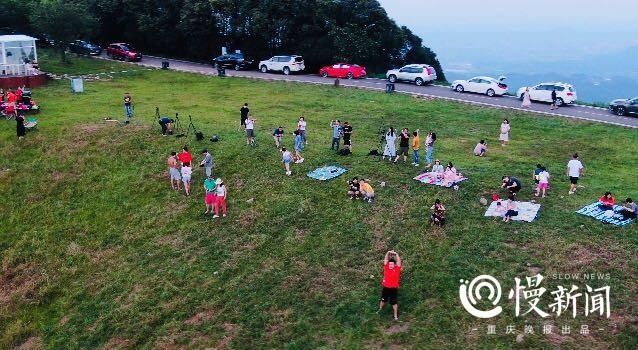  好者和天文|错过再等6800年！当云雾状彗发划破蓝色天际 他在重庆渝北拍到彗星