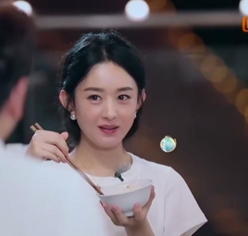  上一季|赵丽颖《中餐厅》成了“毒舌”，直接吐槽上季的缺点，丝毫不怕得罪人