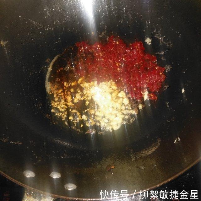 剁椒酱|酱蒸小酥肉，做起来一点也不难，喷香下饭