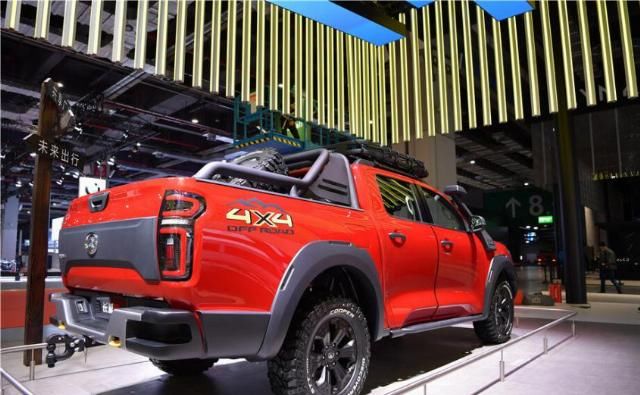  视频|长城炮出事了，越野居然会断拖车钩？