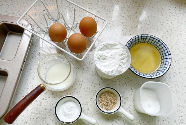 动打蛋器|零难度“网红粑粑糕”,外酥里软又美味,做法比戚风简单省事