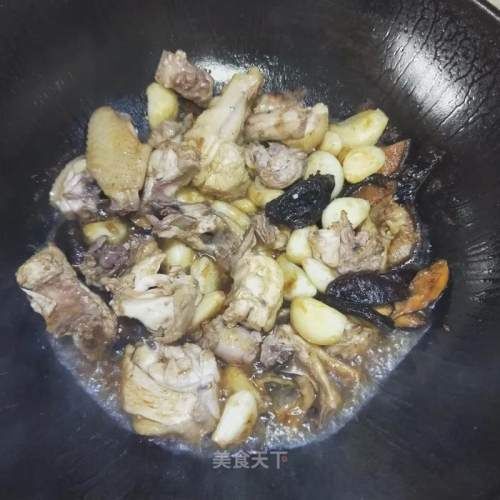  蒜香|【美食】蒜香下饭菜！蒜香浓郁 做法简单