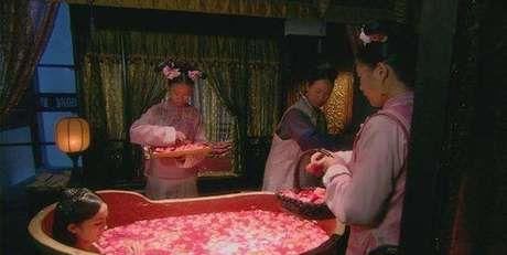 原因|康熙时期的苏麻喇姑为何每一年只洗澡一次？看完原因让人觉得汗颜