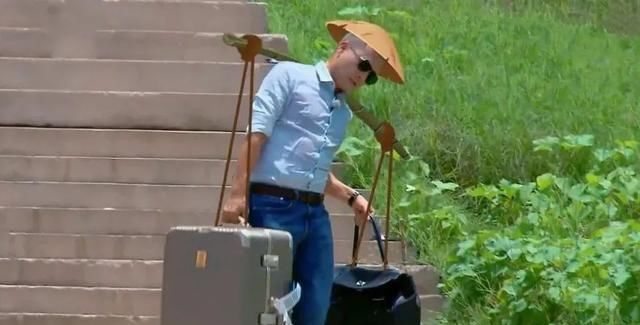  中餐厅|《中餐厅》从“听我的”到“我的错”，黄晓明变了，但赵丽颖哭了