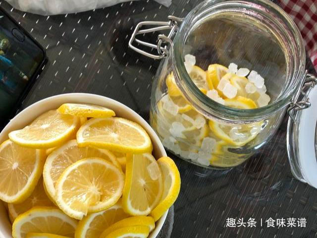  漂亮|夏天最该喝的不是雪碧，而是这杯水，美白养肤，整个人都变漂亮了