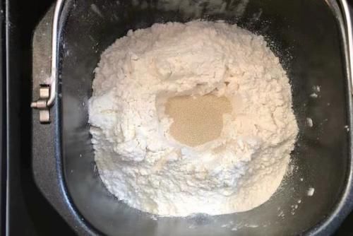 自制|自制椰蓉小面包,学会不用排队买,奶香味十足