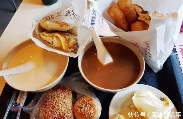 美国|美国小伙来中国3年没吃面包,直言:这日子放以前想都不敢想