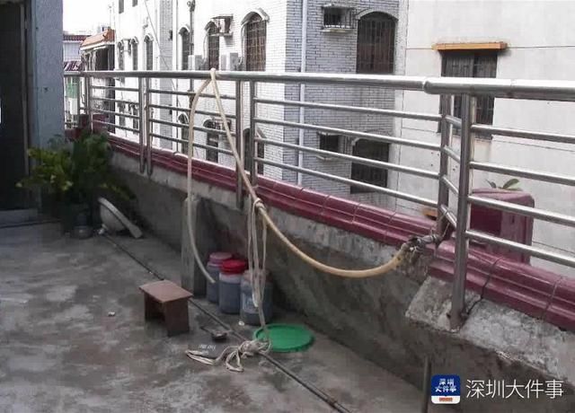 孩子|深圳8岁童从四楼阳台摔落身亡,警方初步判断意外坠楼