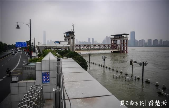  汉口站|28.36米！汉口站水位回落0.04米