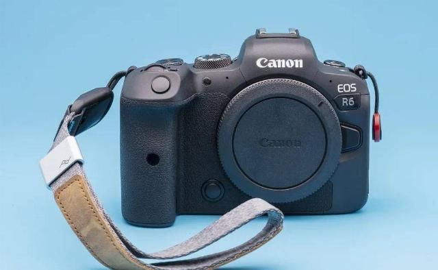  EOS|入门但不低端，Canon EOS R6开箱