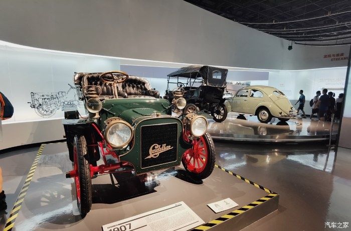 出发|提车后开途观L出发汽车博物馆，培养满足孩子的好奇心！