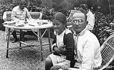 赫鲁晓夫|解密神秘的贝利亚之死绝不仅是赫鲁晓夫的智谋,临死前受最大讽刺