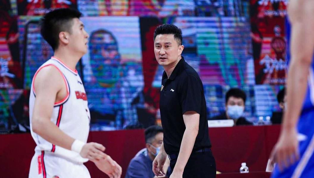  分钟|3分钟0分！宏远1米96三分手遭弃用，杜锋会放弃他吗