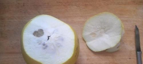 蛮力|还在用蛮力剥柚子?学会1招,轻松搞定柚子皮,简单快速没有白筋