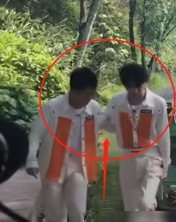  路透|《跑男》路透曝光，蔡徐坤和郭麒麟肩并肩走