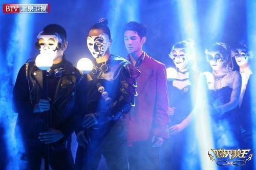  歌王|《跨界歌王》姜潮重回舞台评“最强首秀” 凌潇肃唐一菲羡煞旁人