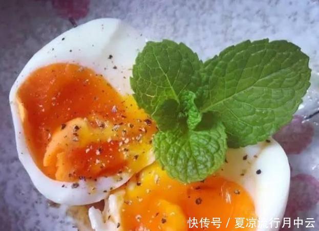 煮软的鸡蛋|散心蛋到底能吃吗爱吃鸡蛋的朋友注意了,担心中毒哦