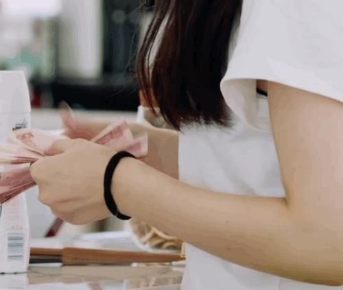  赵丽颖|如何评价综艺《中餐厅 第四季》第一期？