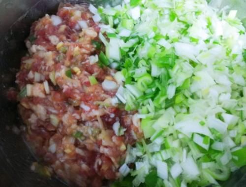 馅料|调饺子馅不要错放这个料，好多人喜欢放，难怪饺子不好吃，有怪味