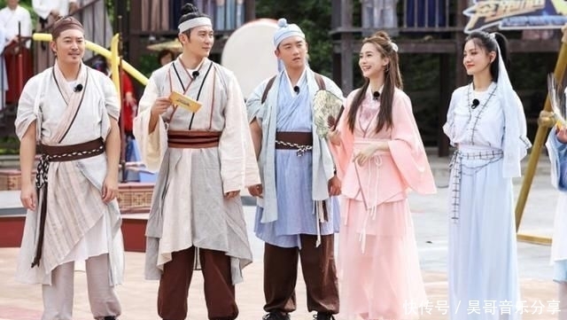  赵丽颖|?杨颖八个字曝光跑男内幕，原来都是有剧本的，赵丽颖没说错