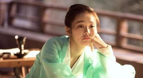  父女|张佳宁与准继父相处似亲父女，妈妈出镜颜值高，中年再婚超幸福