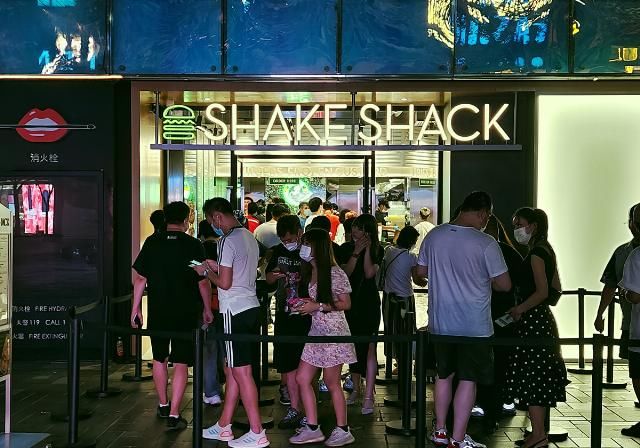  包装|为什么说iQOO 5是iQOO截至目前变化最大的手机