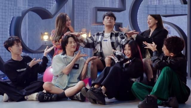  街舞|《街舞》口碑跌落，《舞蹈风暴》却备受好评，网友：这才叫逼格