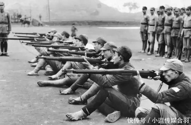 用尽|抗日少年身负重伤,牺牲前用尽力气说了6个字,日军挥泪将其厚葬