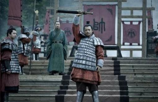 亭长|曾侮辱韩信的三个平民，恶霸、漂母、亭长的结局让人想不到