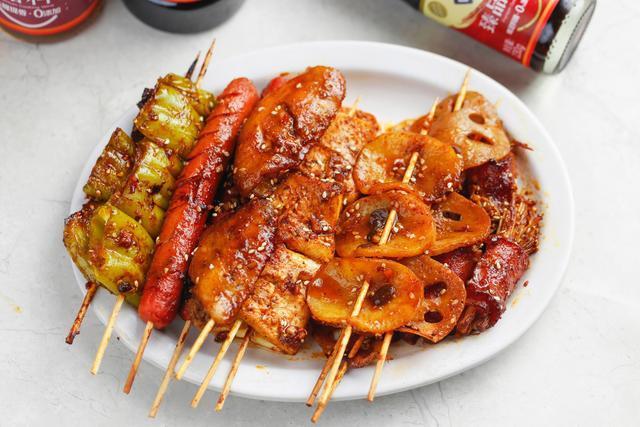 在家|在家做的烧烤比外面卖的好吃,秘密在于这碗料汁!
