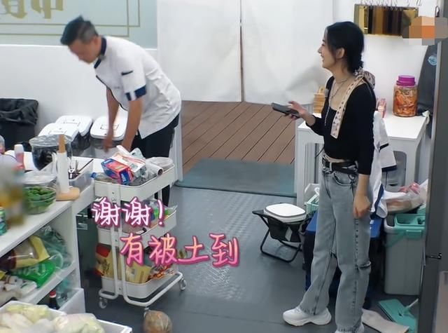  一条龙|《中餐厅》最会撩的MC上线，做菜菜跑堂一条龙，土味情话直冒泡