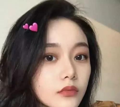 女生聊天敷衍高情商,女生聊天敷衍高情商:轻松应对聊天,展现你的高情商!