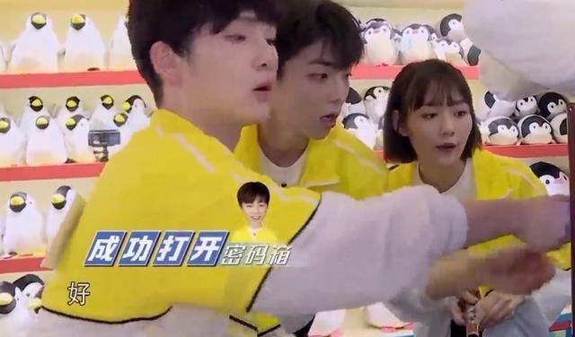  温暖|撕名牌大战，蓝队全军覆没，而angelababy表现勇敢而温暖