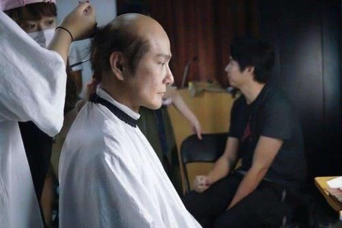  偶像|曾经的偶像“谢顶”了，要是你的偶像变成这样你能接受吗？