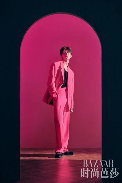  蜕变|在蔡徐坤身上，我们看到了一个青春偶像的蜕变